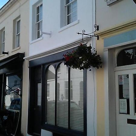6 Suffolk Parade Hotel Cheltenham Exterior foto